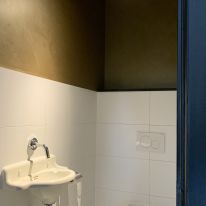 Wanden en plafond in stuctechniek BRONZE metallicverf